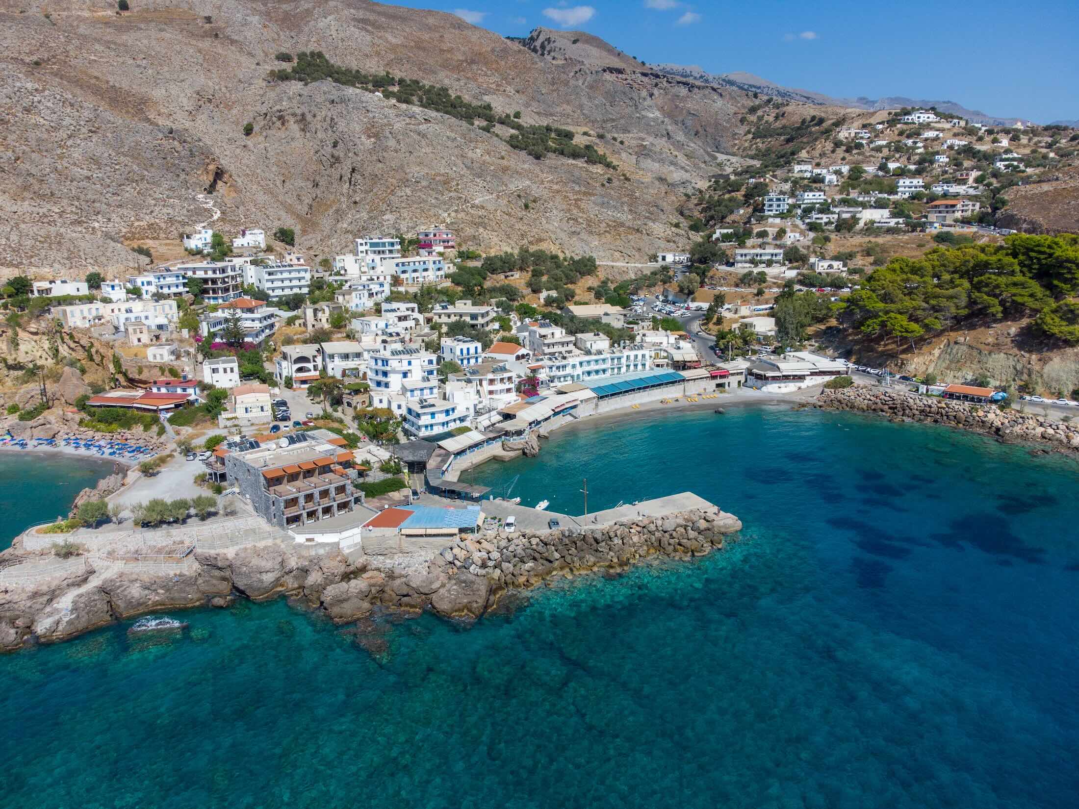 Alla scoperta di Sfakia: La bellezza selvaggia e indomita di Creta Alla scoperta di Sfakia: La bellezza selvaggia e indomita di Creta