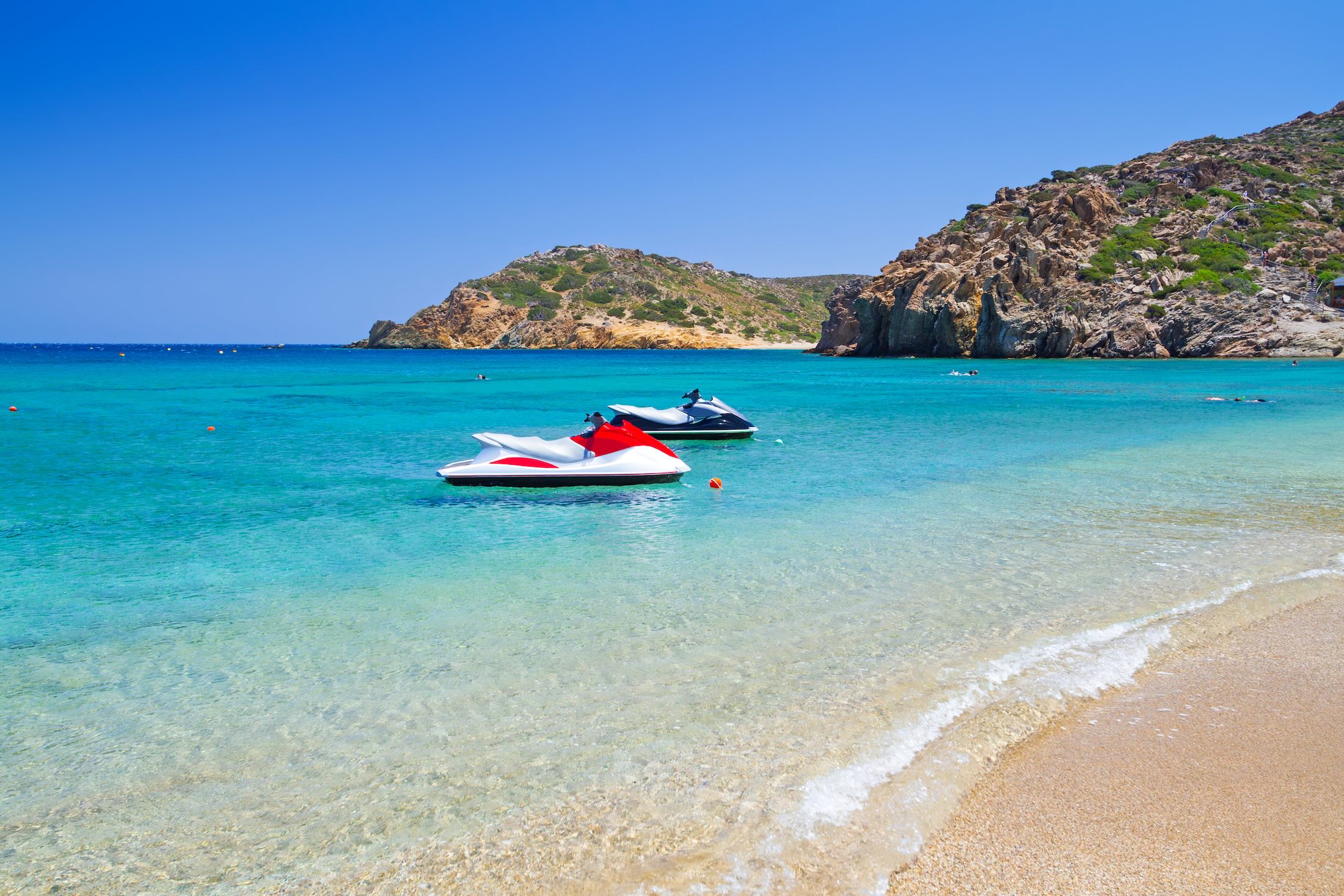 Le migliori destinazioni per gli sport acquatici a Creta da non perdere