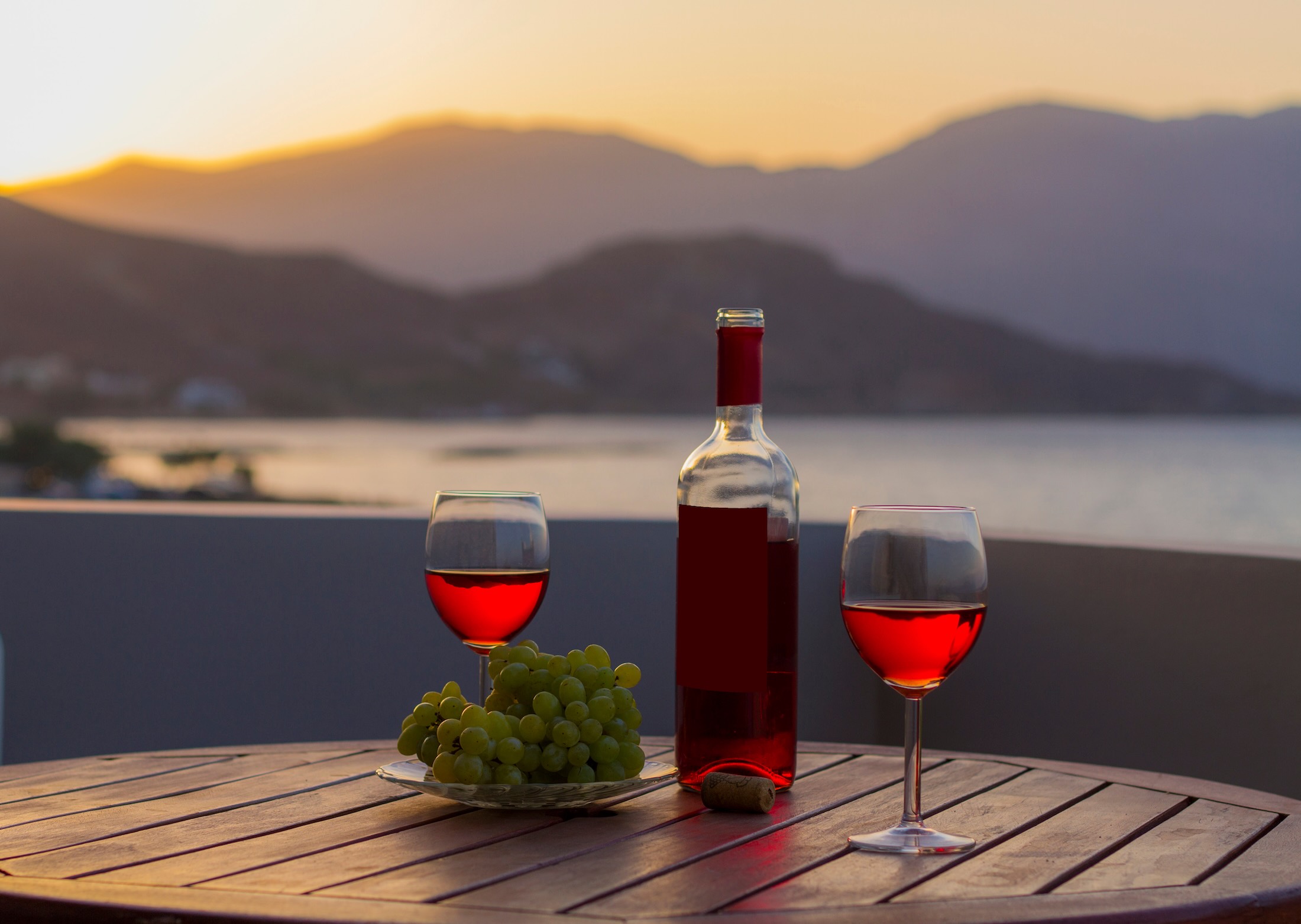 Rosé in Crete: Discovering the Island’s Most Refreshing Summer Wines